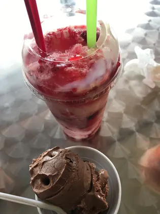 Cravings, business photo 4