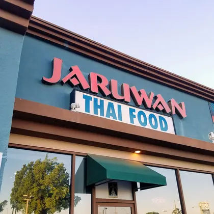 Jaruwan, business photo 2
