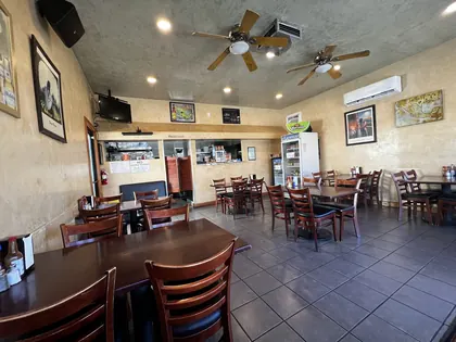Mariscos El Rey 2, business photo 2