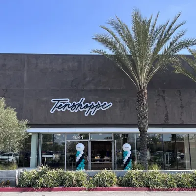 Tenshoppe, business photo 1