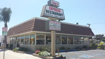 Tom's Famous Burgers 11, business photo 3