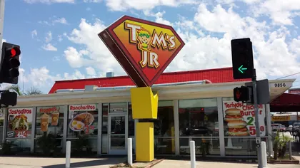 Tom's Jr., business photo 2