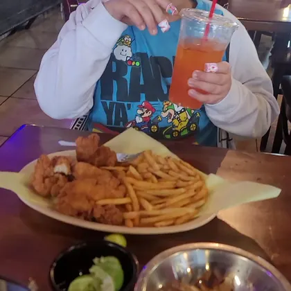 Tony's Restaurant & Mariscos, business photo 4